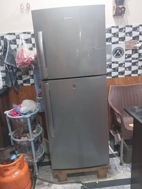 HAEIR HRF 246 ECS Refrigerator 0