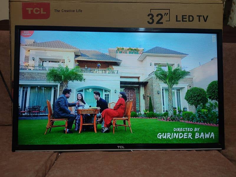 LED TV TCL 32" Andried 5