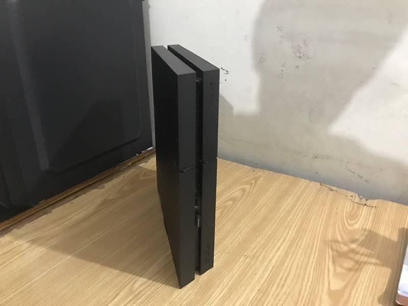 ps4 500gb 10/10 with games 1 controller final price 1