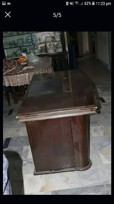 Office Table For Sale 0