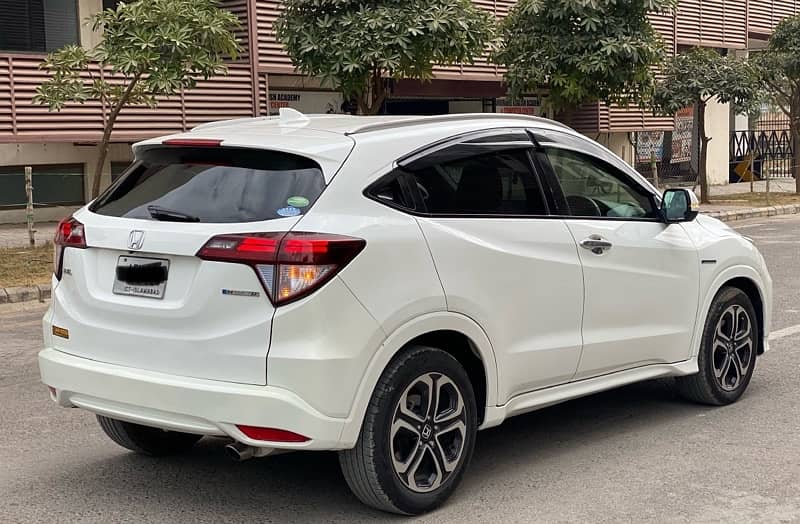 Honda Vezel 2015 3