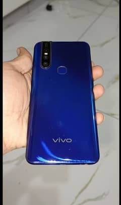 Vivo V15