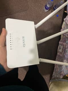 tenda router