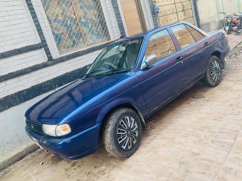 Nissan Sunny 1993 12