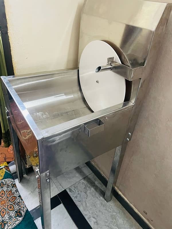 Chocolate making machine 2