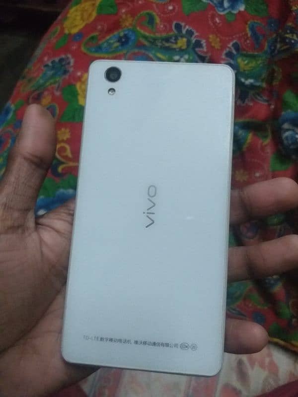 vivo y51a 4 64 non pta dono sim chal rahi ha touch barek 1