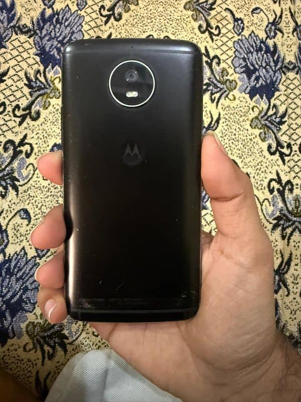 Moto G5S 1