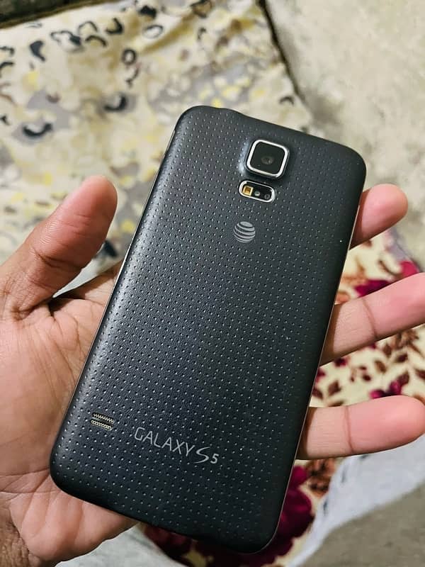 Samsung S5 Non PTA 1