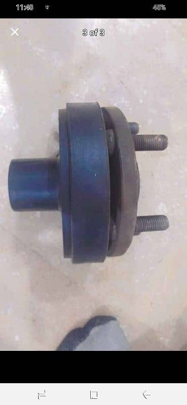 Corolla Xli 2013 jeniune wheel hub 2