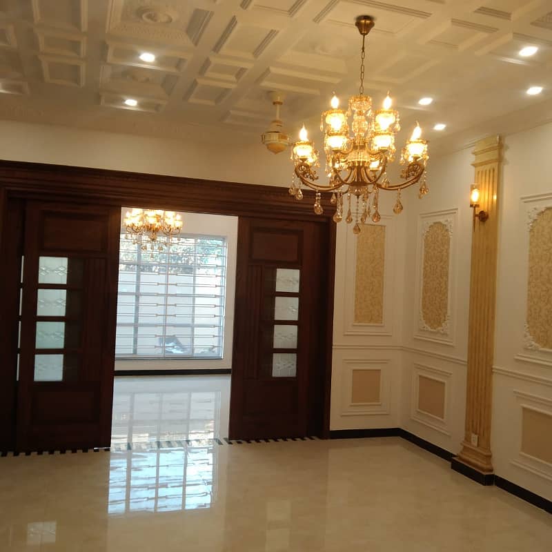 10 Marla House For Sale In Paragon City Lahore 10