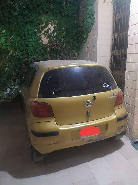 Toyota Vitz 2000 1