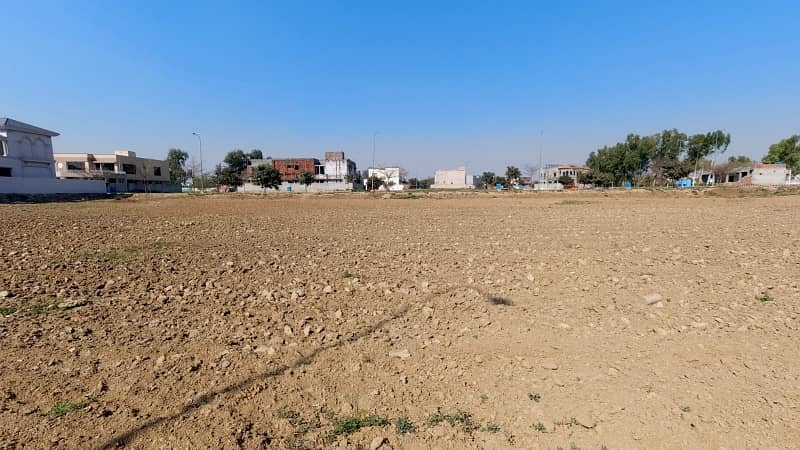 1 Kanal Residential Plot for Sale in DHA Phase 5, M Block | Prime Investment Opportunity!" 3