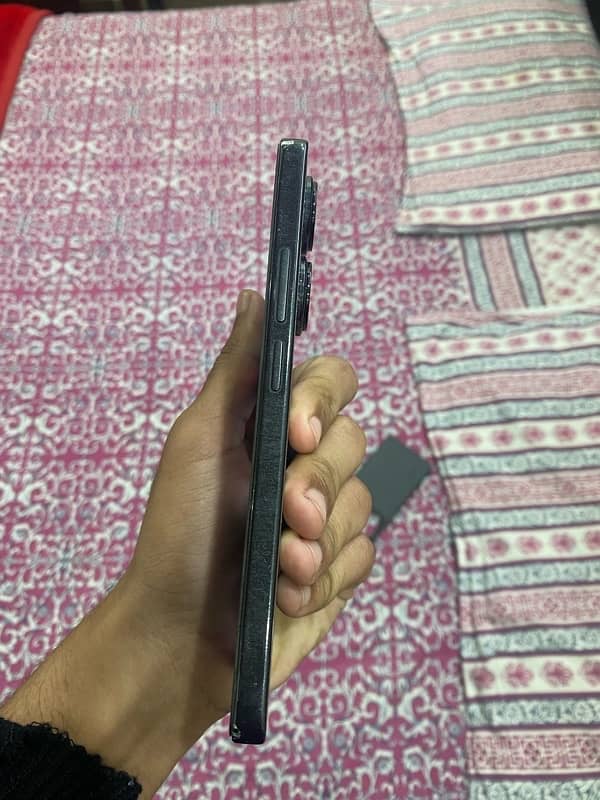 REDMI NOTE 13 PRO 6