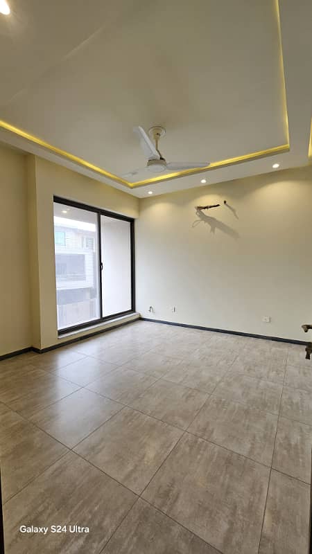 Corner house available for sale in d17 Islamabad 3