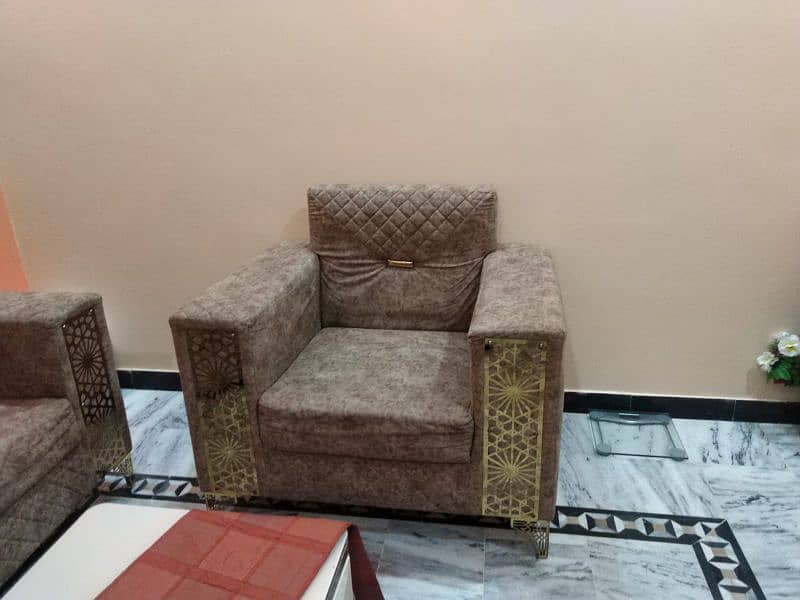 5 Seater full cushion sofa set with center table 2