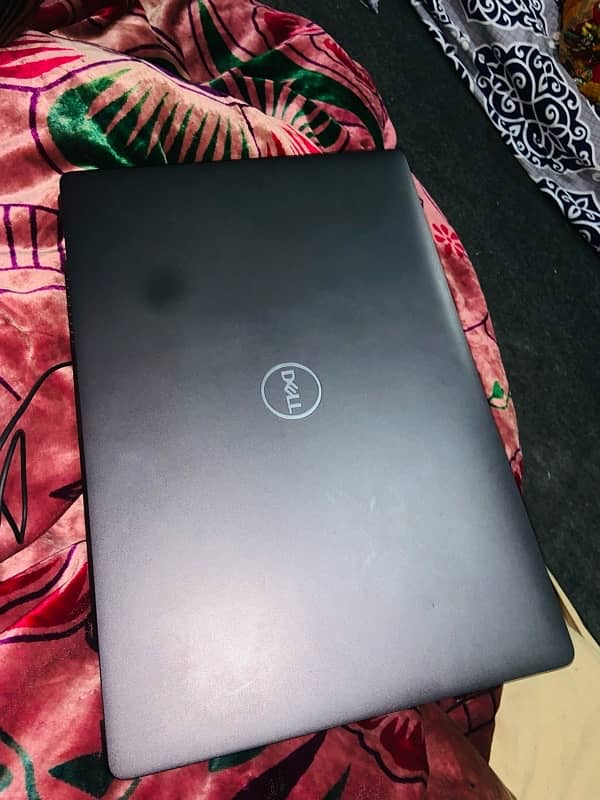 Dell Latitude 5300 4