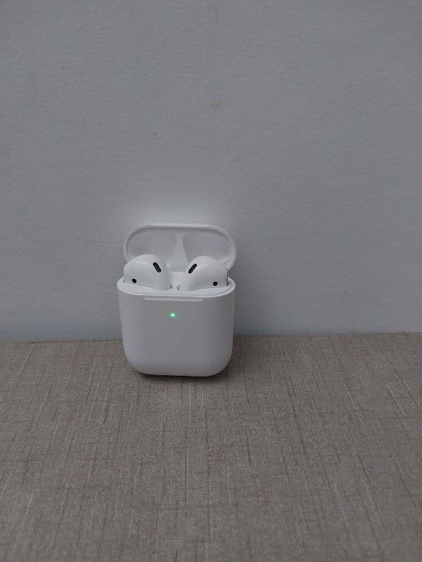 1 month used airpods 2