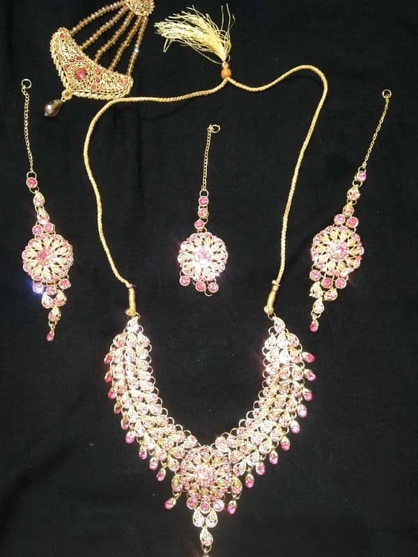 Pink jewelry 0