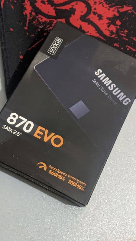 Samsung EVO 870 500GB SSD 0