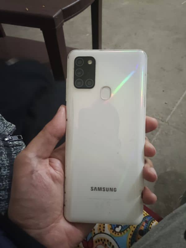 Samsung Galaxy A21s 0