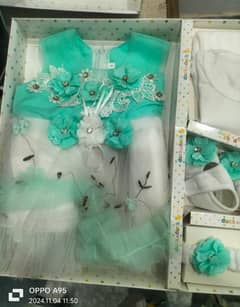 box pack dress 0to 3 months babby girl for sell