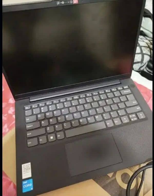 Lenovo V14 Core i5 12th Gen 8Gb 256Gb 1