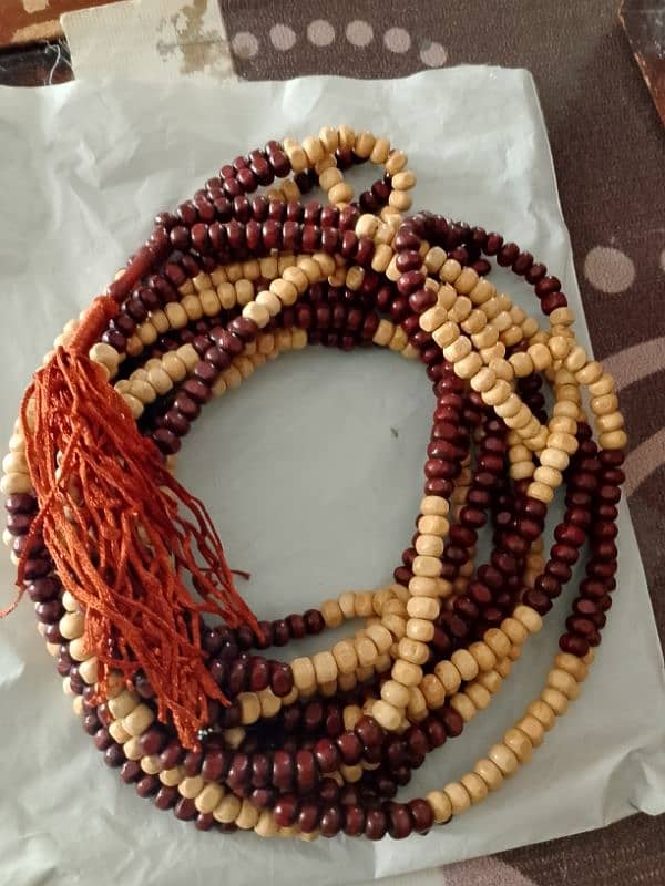 1000beads tasbeh injeer wood 0