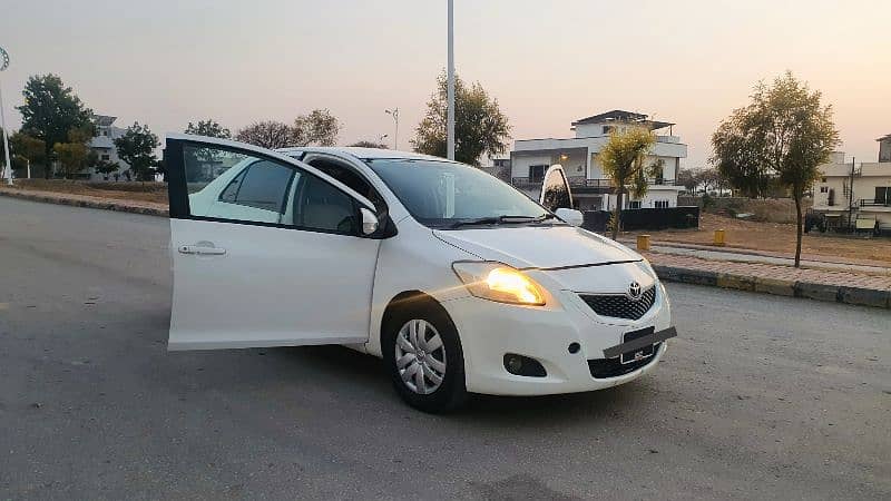 Toyota Belta 2013 Registered / 2008 Model 2