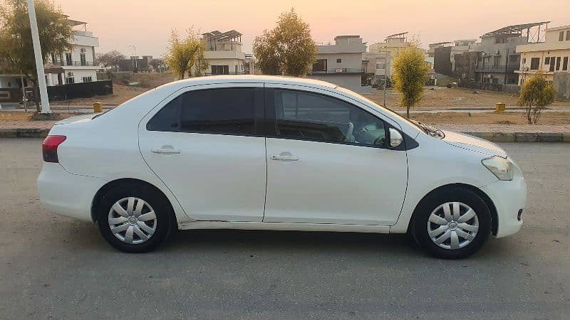 Toyota Belta 2013 Registered / 2008 Model 3