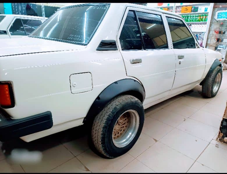 Toyota Corolla 1982 3