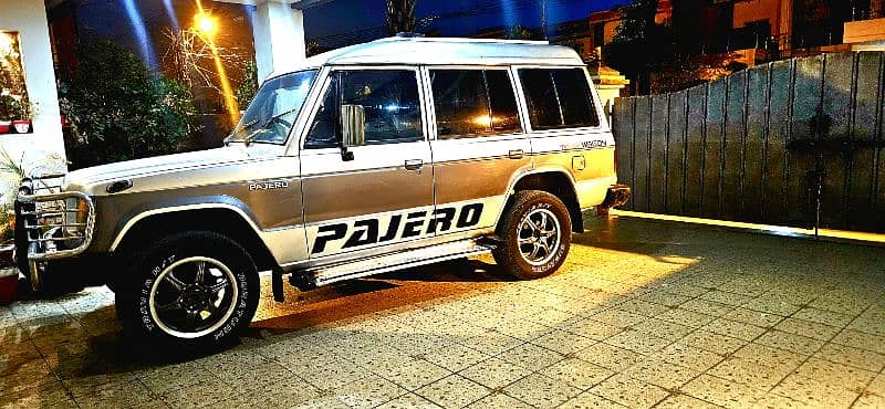 Mitsubishi Pajero 1987 excellemt conditon ( 0-3-1-6-6-6-7-5-5-5-8) 0