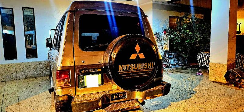 Mitsubishi Pajero 1987 excellemt conditon ( 0-3-1-6-6-6-7-5-5-5-8) 8