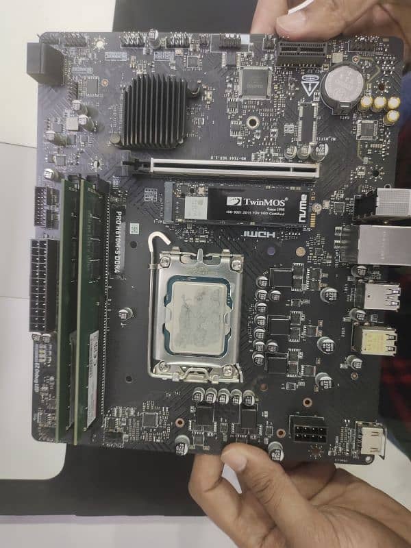 MSI pro H610M-S motherboard 1