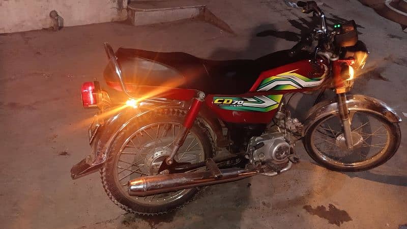 Honda 70 new codition total easy use koi kam nhi hona 2