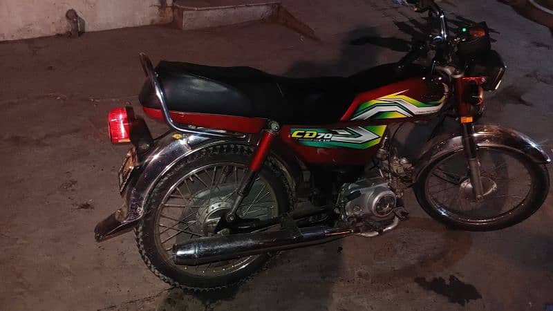 Honda 70 new codition total easy use koi kam nhi hona 3