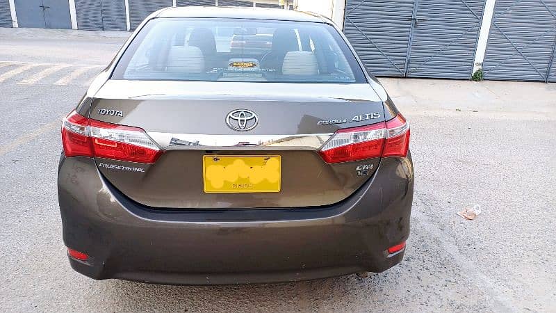 Toyota Corolla Altis 2016 4