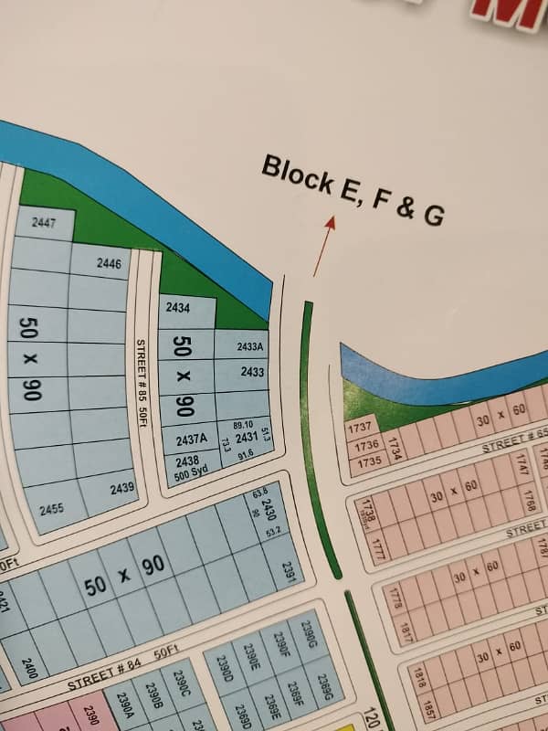 1 kanal With Extra Land plot for Sale on Mane Double Road Multi Garden B17 Islamabad Block D 0