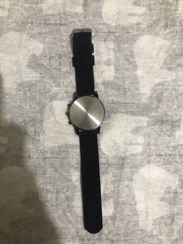 SHEIN Men’s Watch 2