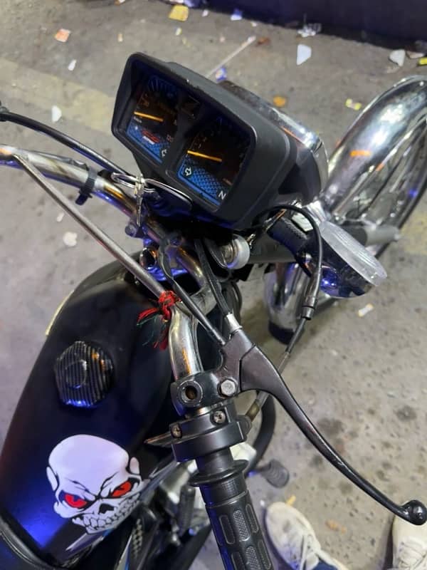 Honda CG 125 black 5