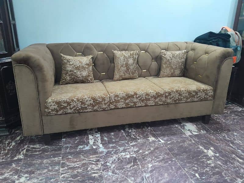 Sofa set 0