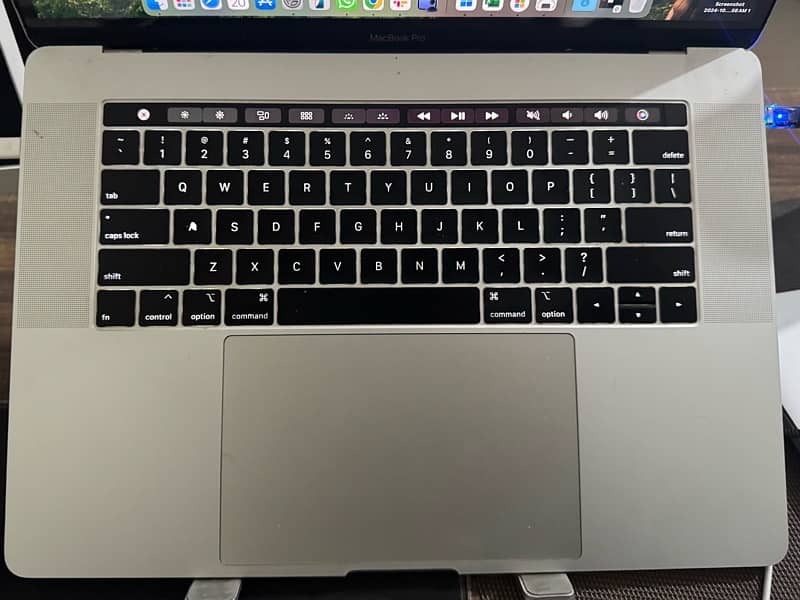 Macbook Pro 2019 Touch Bar | 15 inches | i9 16 GB / 500 GB 2