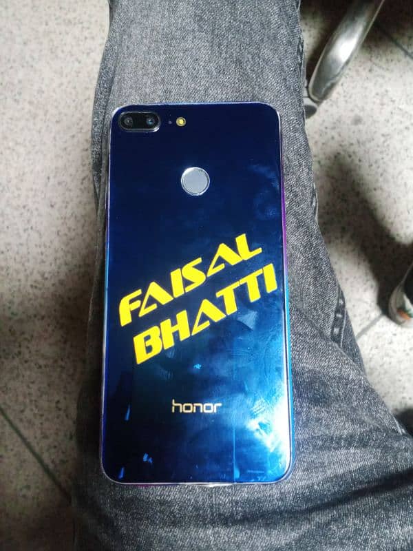 Honor 1