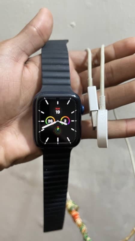 iwatch series 6 with original charger 1