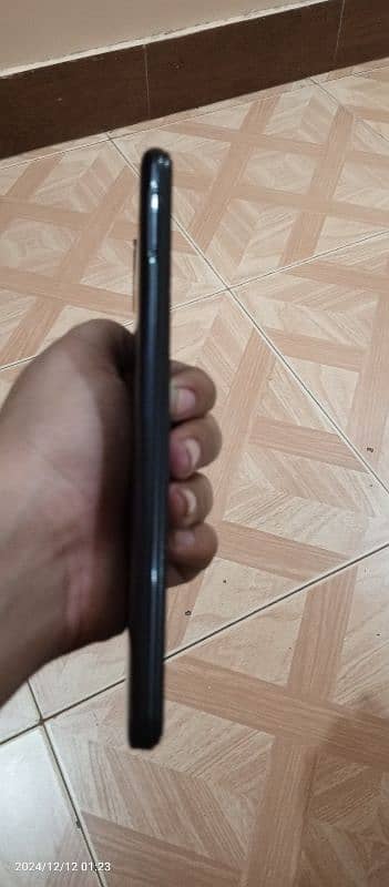 Infinix Hot 10s 7