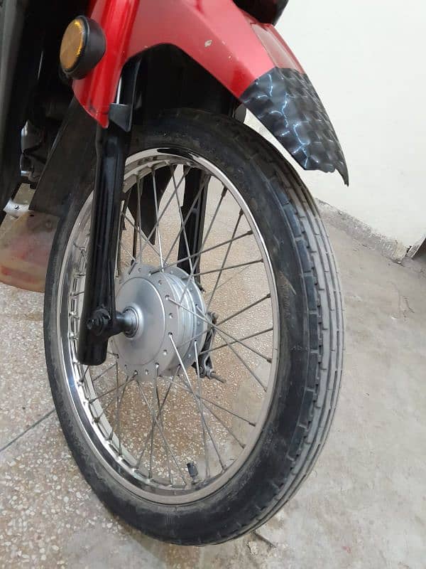 Power scooty available for sell 5