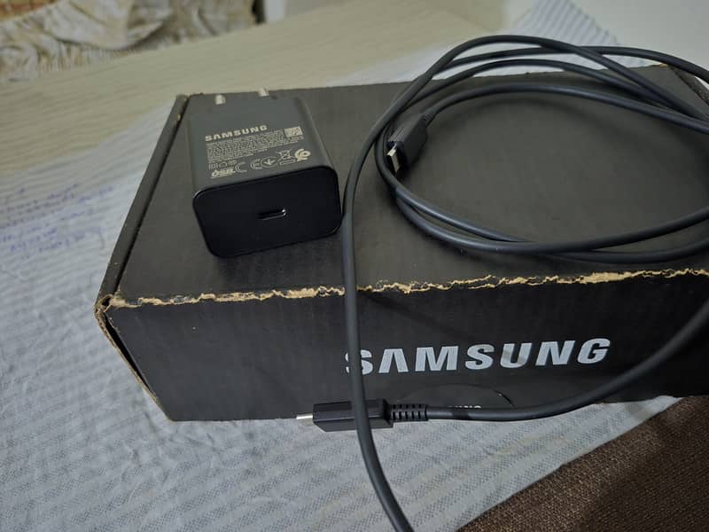 Samsung 100% original charger 45watt only two days used. 3