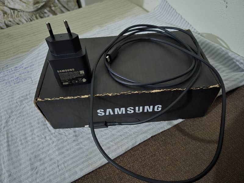 Samsung 100% original charger 45watt only two days used. 4