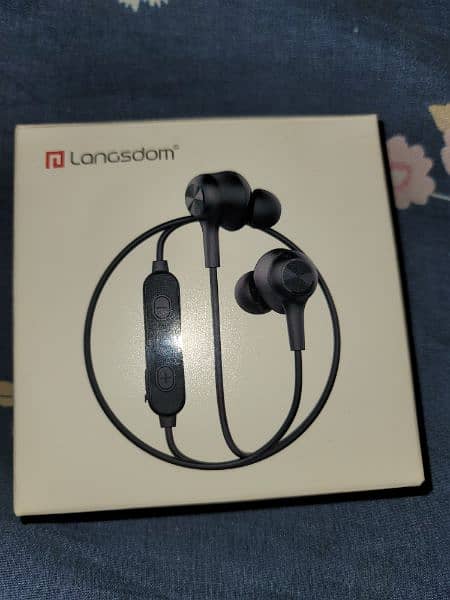 longsdom brand new earphones 0