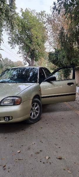 Suzuki Baleno 2004 12