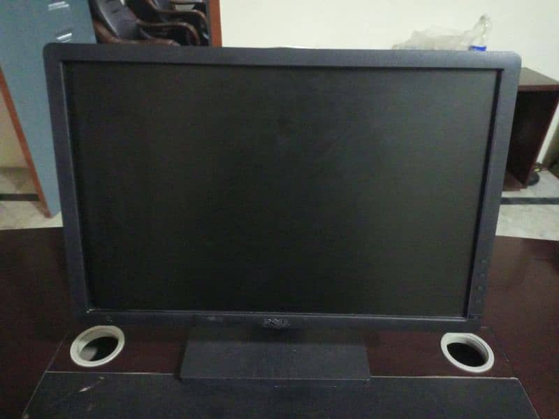 dell LEd wide   available   (20 inch ) 0